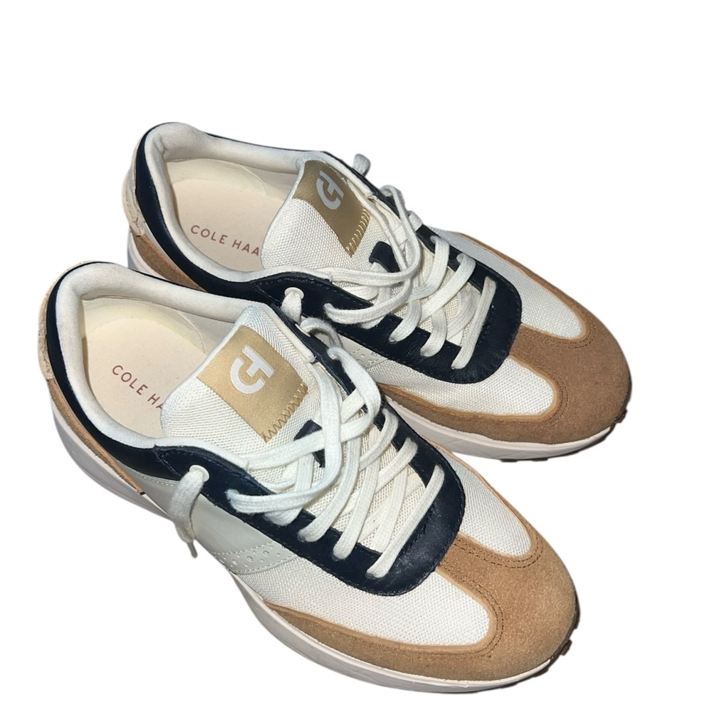 Cole Haan Shoes Womens Size 7 White Suede Retro Runner Sneakers Lightweight